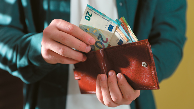 Έρχονται έξτρα αυξήσεις μισθών από τις τριετίες το 2027, ποιους εργαζόμενους αφορά
