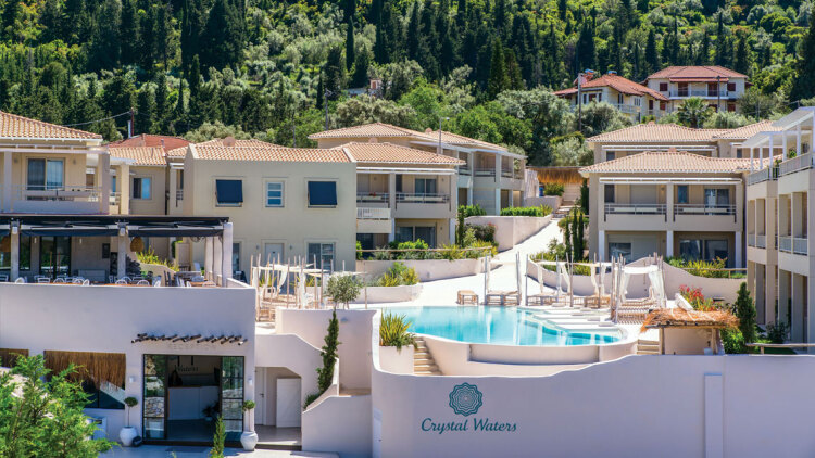 Η Λευκάδα αλλάζει τουριστικό προφίλ και το Crystal Waters Lefkada δείχνει τον δρόμο
