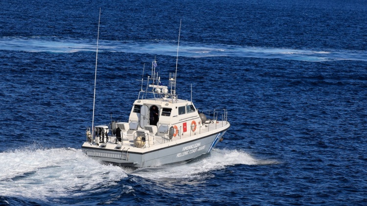 Μεθώνη: Προσάραξη και εισροή υδάτων σε ιστιοφόρο με δύο επιβαίνοντες