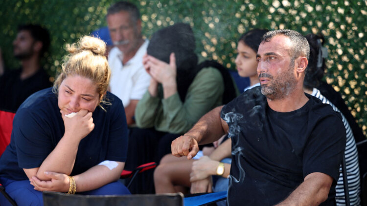 «Γλίστρησε από τα χέρια μου»: Συγκλονίζει η μαρτυρία μητέρας που έχασε τα δύο παιδιά της στο ναυάγιο της Κερύνειας