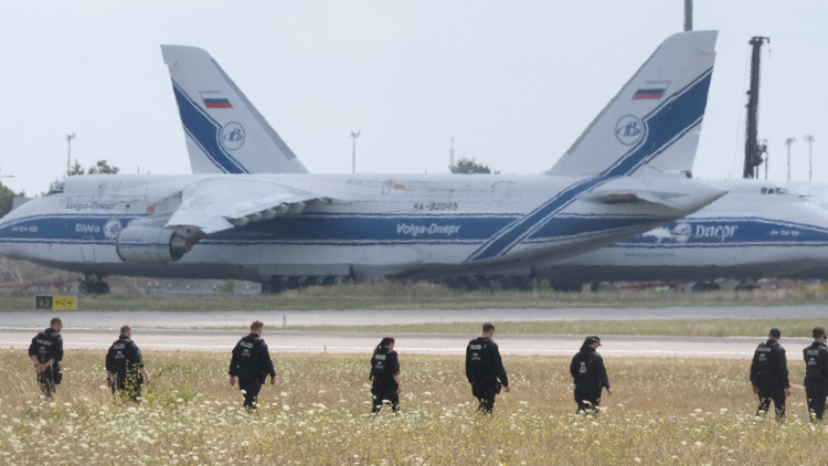 Η Ρωσία είναι υπεύθυνη για την υβριδική επίθεση στο αεροδρόμιο της Λειψίας, τονίζει η Γερμανία: Κλείνει το ρωσικό προξενείο στη Βόννη
