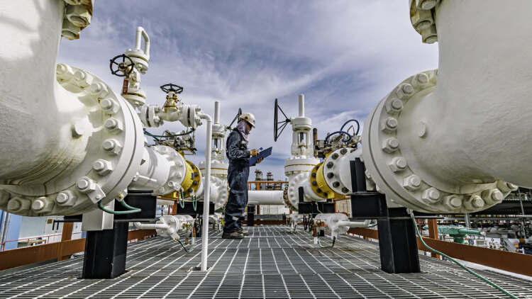 Πάνω από τα $94 το Brent μετά τα νέα πλήγματα των ΗΠΑ στο Ιράν – Στο υψηλότερο επίπεδο από το 2023 το φυσικό αέριο στην Ευρώπη