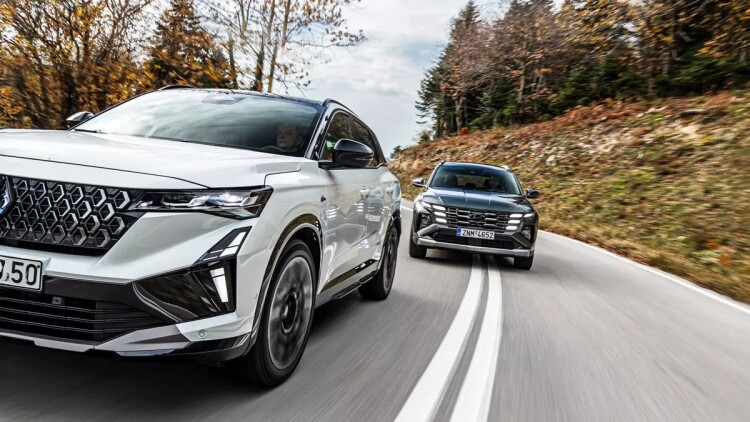 Συγκρίνουμε το υβριδικό Hyundai Tucson 4WD με το υβριδικό Renault Austral - Πόσο κοστίζουν στην Ελλάδα;