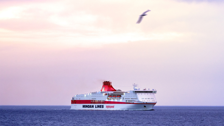 MINOAN LINES: Φοιτητικό ταξίδι με έως 50% έκπτωση, καμπίνα από 25€/άτομο, δωρεάν πρωινό και combo menus από 5€
