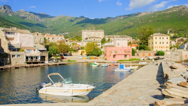 7 μαγευτικοί, παραθαλάσσιοι γαλλικοί προορισμοί που παραμένουν μακριά από την έντονη τουριστική κίνηση