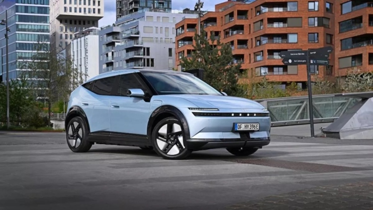 Οι νέες μπαταρίες της Hyundai θα έχουν υψηλότερη απόδοση και χαμηλότερο κόστος