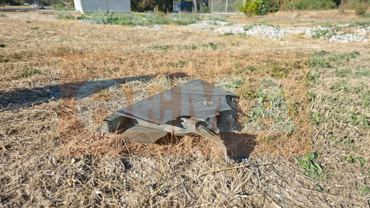 Δύο άνθρωποι τραυματίστηκαν από τα συντρίμμια του μοιραίου Phantom, δείτε φωτογραφίες