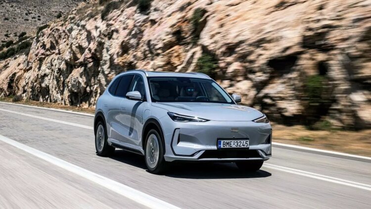 Η Geely ετοιμάζει φορτιστές με τρομακτική ισχύ 
