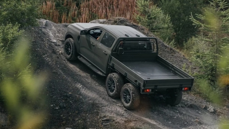 Το Ford Ranger γίνεται εξάτροχο
