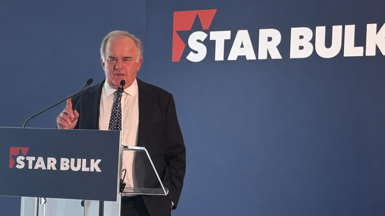 Star Bulk: Γιατί ο Πέτρος Παππάς φέρνει τη ναυτιλιακή στην Αθήνα – Το «Plan B» και η προειδοποίηση στους επενδυτές