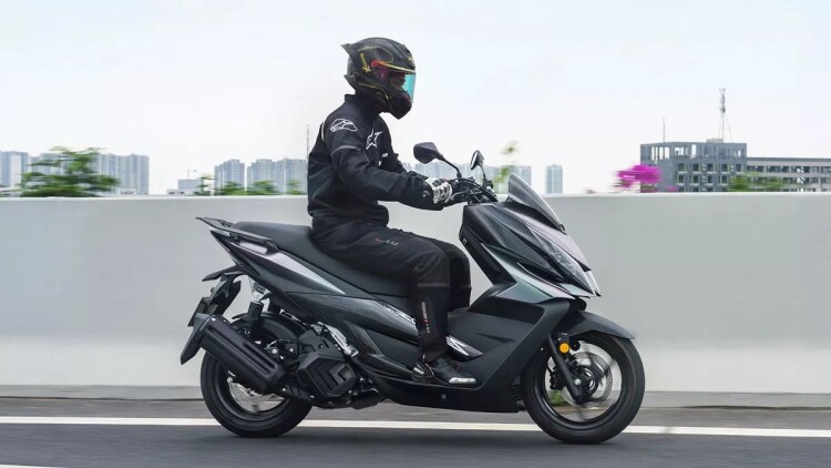 Zontes V125: Μικρό scooter, μεγάλη ιδέα
