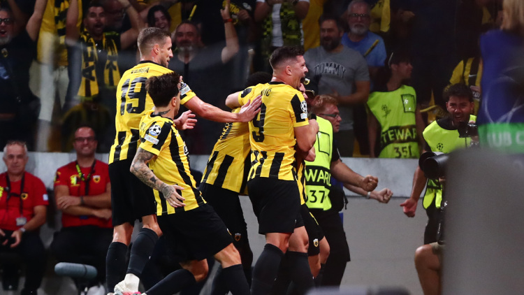 ΑΕΚ - ΛΑΣΚ 1-0 (Α' ημίχρονο): Η Ένωση πήρε το προβάδισμα με μαγική εκτέλεση φάουλ του Μαρίν, δείτε το γκολ