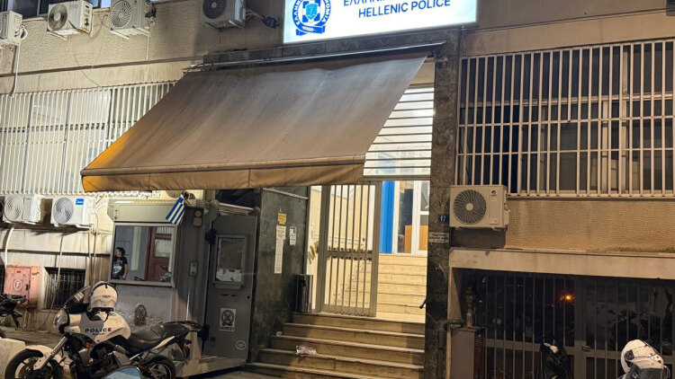 Η γυναίκα μου διαχειριζόταν το ιατρείο, εγώ δεν είχα καμία εμπλοκή, ισχυρίστηκε ο ιδιοκτήτης της Stem Cell όπου υπέστη ανακοπή ο Γιώργος Μαζωνάκης