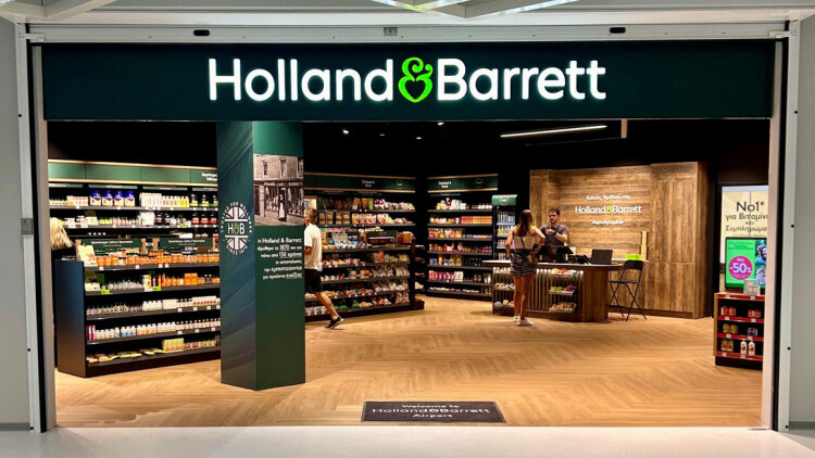 Fourlis: Deal με την DrP Group για την περαιτέρω ανάπτυξη της Holland & Barrett στην Ελλάδα