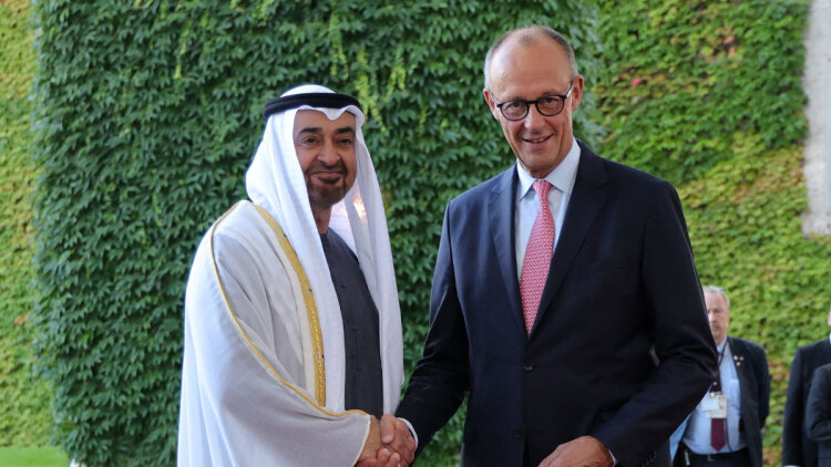 Τα Ηνωμένα Αραβικά Εμιράτα θα επενδύσουν 40 δισ. ευρώ στη Γερμανία, κυρίως σε κέντρα δεδομένων
