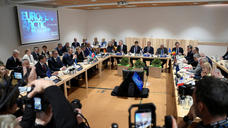 Στη σύνοδο για την Αρκτική, δώδεκα χώρες ζητούν από την ΕΕ να ενισχύσει την παρουσία της εκεί μπροστά στη ρωσική απειλή