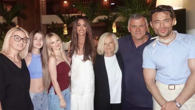 Δημήτρης Γιαννετος: Το look της Amal Clooney και η συνάντηση με τη Δέσποινα Βανδή και την Ηλ. Παπαγεωργίου

