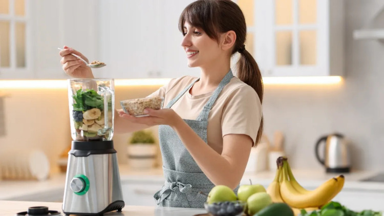 Μήπως βάζουμε λάθος φρούτα μαζί στο smoothie; Τι δείχνει η έρευνα
