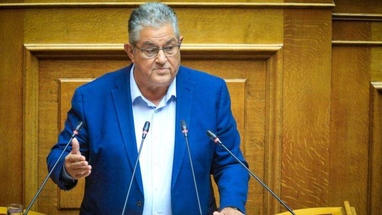 Κουτσούμπας: Ανούσια η κοκορομαχία Μητσοτάκη - Ανδρουλάκη, αλλά αυτοί είστε
