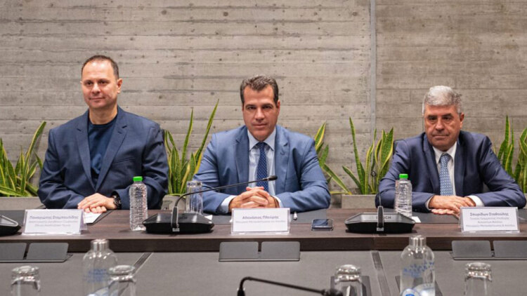 Υπουργείο Μετανάστευσης: Συμφωνίες 137,1 εκατ. ευρώ για τις δομές