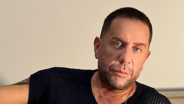 Γιώργος Μαζωνάκης: Τα χρήματα που συγκεντρώθηκαν στην κηδεία του θα διατεθούν για τη δημιουργία κοινωνικής κουζίνας

