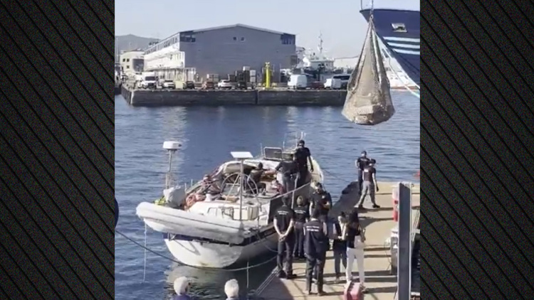 Κότερο με πάνω από 2 τόνους κοκαΐνης κατέσχεσαν οι αρχές στην Ισπανία έπειτα από μεγάλη επιχείρηση, τέσσερις συλλήψεις, βίντεο