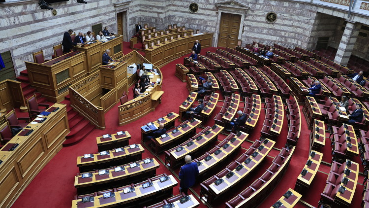 Κατατέθηκε στη Βουλή το νομοσχέδιο για τις Άμεσες Ξένες Επενδύσεις