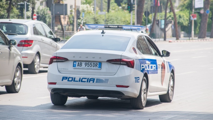 Οι εισαγγελείς διαφθοράς στην Αλβανία εξέδωσαν ένταλμα σύλληψης της επικεφαλής υπηρεσίας πληροφοριών