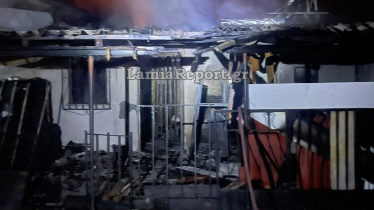 Τραγωδία στη Φθιώτιδα: 32χρονη νεκρή από πυρκαγιά μέσα στο σπίτι της