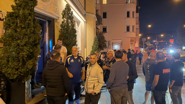 Εθνική ποδοσφαίρου: Το Αουγκσμπουργκ στα γαλανόλευκα, δείτε βίντεο και φωτογραφίες 