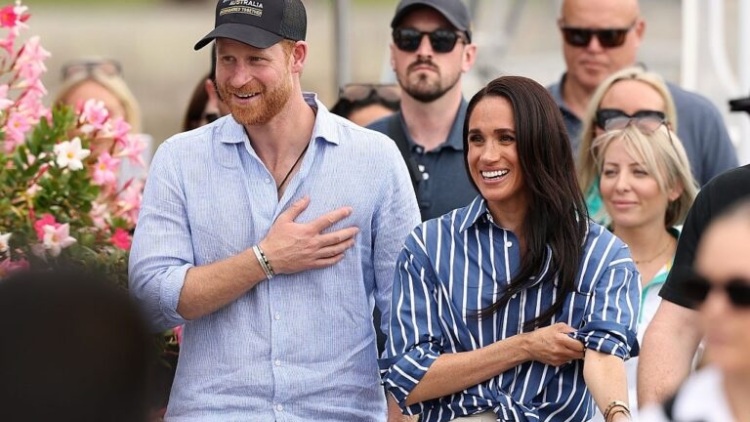 H Meghan Markle αγκάλιασε ήδη το βρετανικό στυλ
