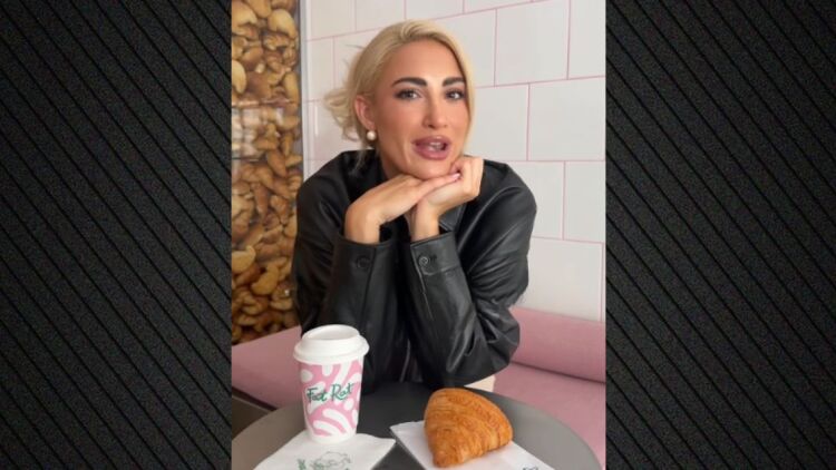Η Ιωάννα Τούνη κλείνει για λίγες ημέρες την croissanterie της στο Παρίσι