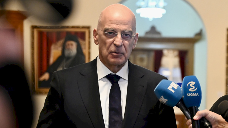 Η πρώτη προεκλογική συγκέντρωση του Νίκου Δένδια στον Άλιμο, δείτε βίντεο