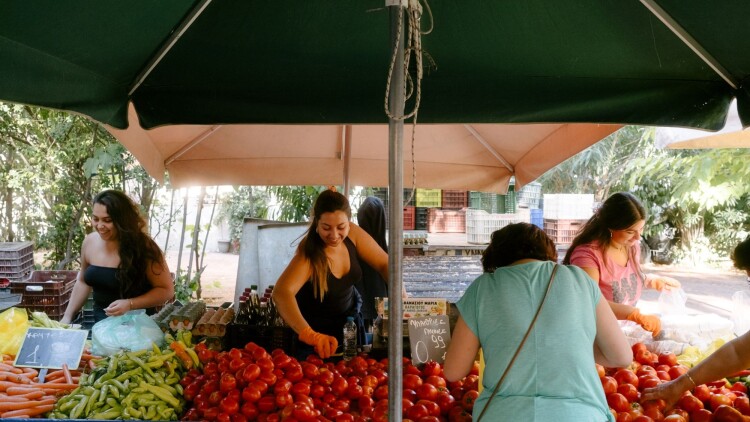 Ο Έλληνας και η λαϊκή αγορά