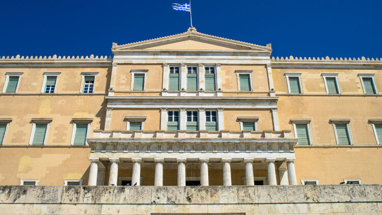 Τηλεφώνημα για βόμβα στη Βουλή, σε εξέλιξη έρευνα από το ΤΕΕΜ
