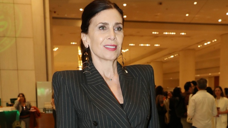 Κατερίνα Διδασκάλου: Με μεσάτο σακάκι στο Φεστιβάλ Κινηματογράφου της Αθήνας