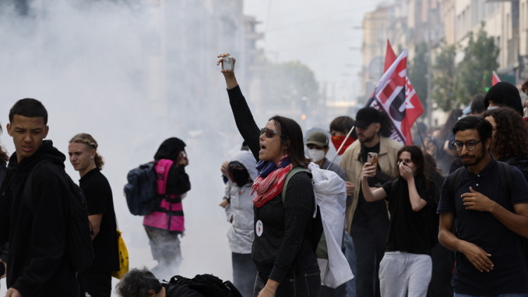 Γαλλία: 5.000 συλλήψεις στις μαθητικές κινητοποιήσεις, εκατοντάδες σχολεία κλειστά