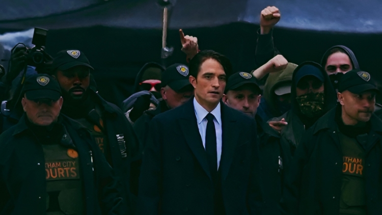 Διακόπηκαν προσωρινά τα γυρίσματα του «The Batman Part II» στο Λονδίνο