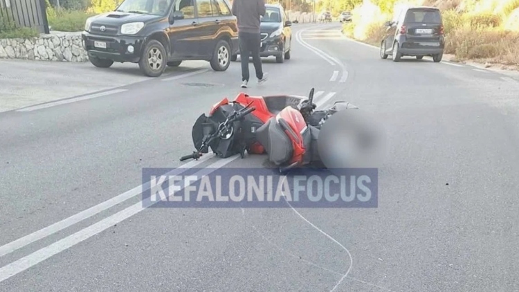 Νεκρός νεαρός μοτοσικλετιστής σε τροχαίο στην Κεφαλονιά, έχασε τον έλεγχο της μηχανής και βρέθηκε στο έδαφος