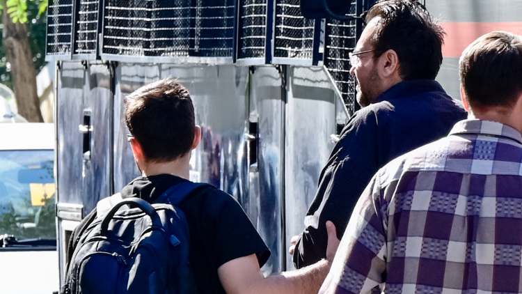   Πάνω από 2 εκατ. ευρώ «σηκώθηκαν» από τους λογαριασμούς των εταιρειών του κυκλώματος με αρχηγό τον Καμπούρη