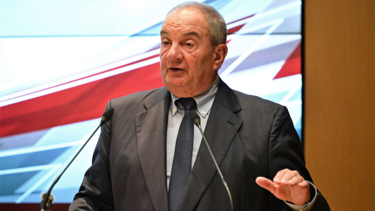Καραμανλής: Πρωτοποριακή η σχέση Ελλάδας - Κίνας, η Δύση δεν είναι άμοιρη ευθυνών στην Ουκρανία
