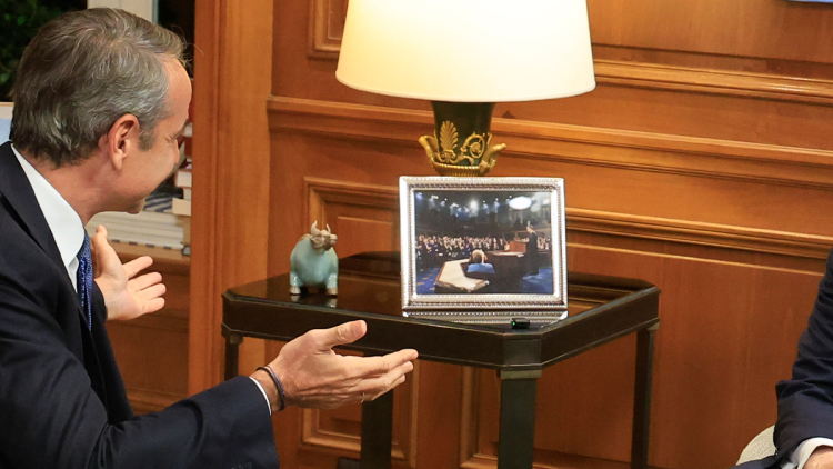 H διπλωματία της εικόνας: Η φωτογραφία με νόημα ανάμεσα στους Μητσοτάκη και Ρούμπιο 