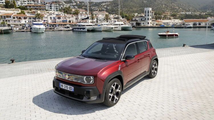 Το Renault 4 με την υφασμάτινη οροφή στην AUTO ATHINA 2026 - Πόσο κοστίζει;