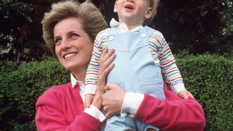 Πρίγκιπας Harry: Το άρωμα της πριγκίπισσας Diana που τον βοήθησε να ανακτήσει χαμένες αναμνήσεις
