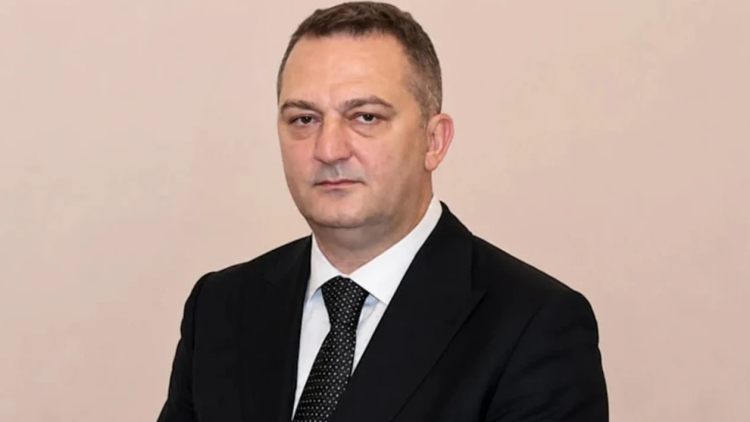 Άσυλο στην Ελλάδα ζήτησε ο καταζητούμενος στην Τουρκία ταμίας του Ιμάμογλου, φέρεται να υπεξαίρεσε πάνω από 30 εκατ. ευρώ