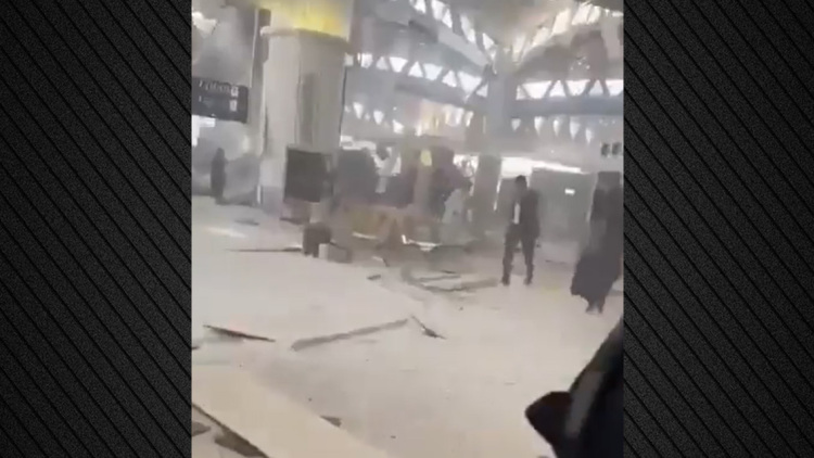 «Έχουμε εισιτήρια, αλλά φοβόμαστε να πάω στο αεροδρόμιο»: Ζευγάρι Ελλήνων στο Ριάντ περιγράφει την ζωή τους μετά τις πολύνεκρες επιθέσεις από τους Χούθι