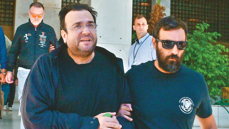 Η διαδρομή του Φίλιππου Καμπούρη από την trash TV, στην «αρπαγή» του ΛΑΟΣ και τώρα στη φυλακή για την απάτη στον ΕΦΚΑ