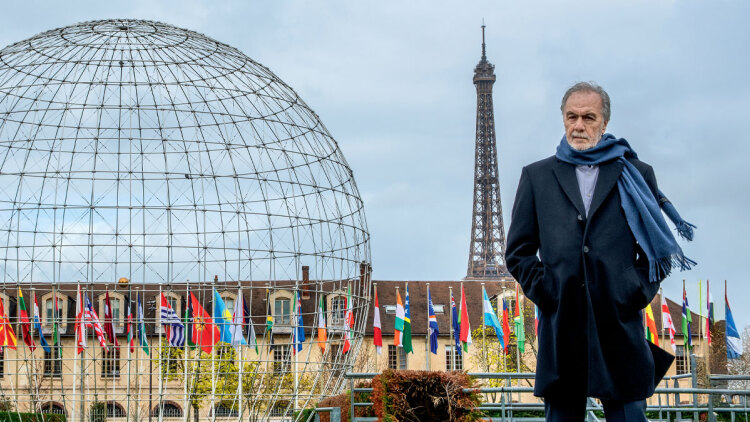 Peter Katsihtis: Με 60 έργα του στο Κέντρο της Unesco