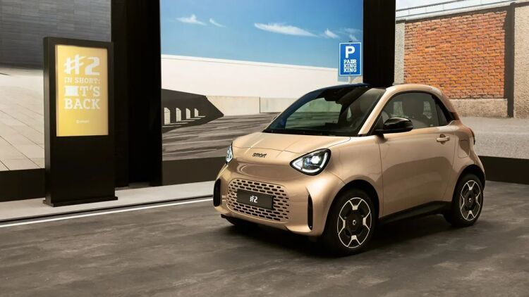 Πρώτη επαφή με το νέο smart-άκι - Πότε έρχεται στην Ελλάδα;