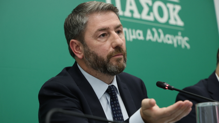 Στην Αττική το δύσκολο στοίχημα του ΠΑΣΟΚ για τη δεύτερη θέση, η άγρια κόντρα με το κόμμα Τσίπρα και η αντεπίθεση Ανδρουλάκη
